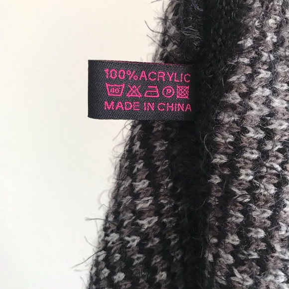 Infinity Scarf - Picture 4 of 4